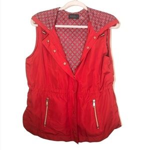 3/$25 🙌🏼 Casual Identity Red Lightweight Vest Patterned Hood Medium